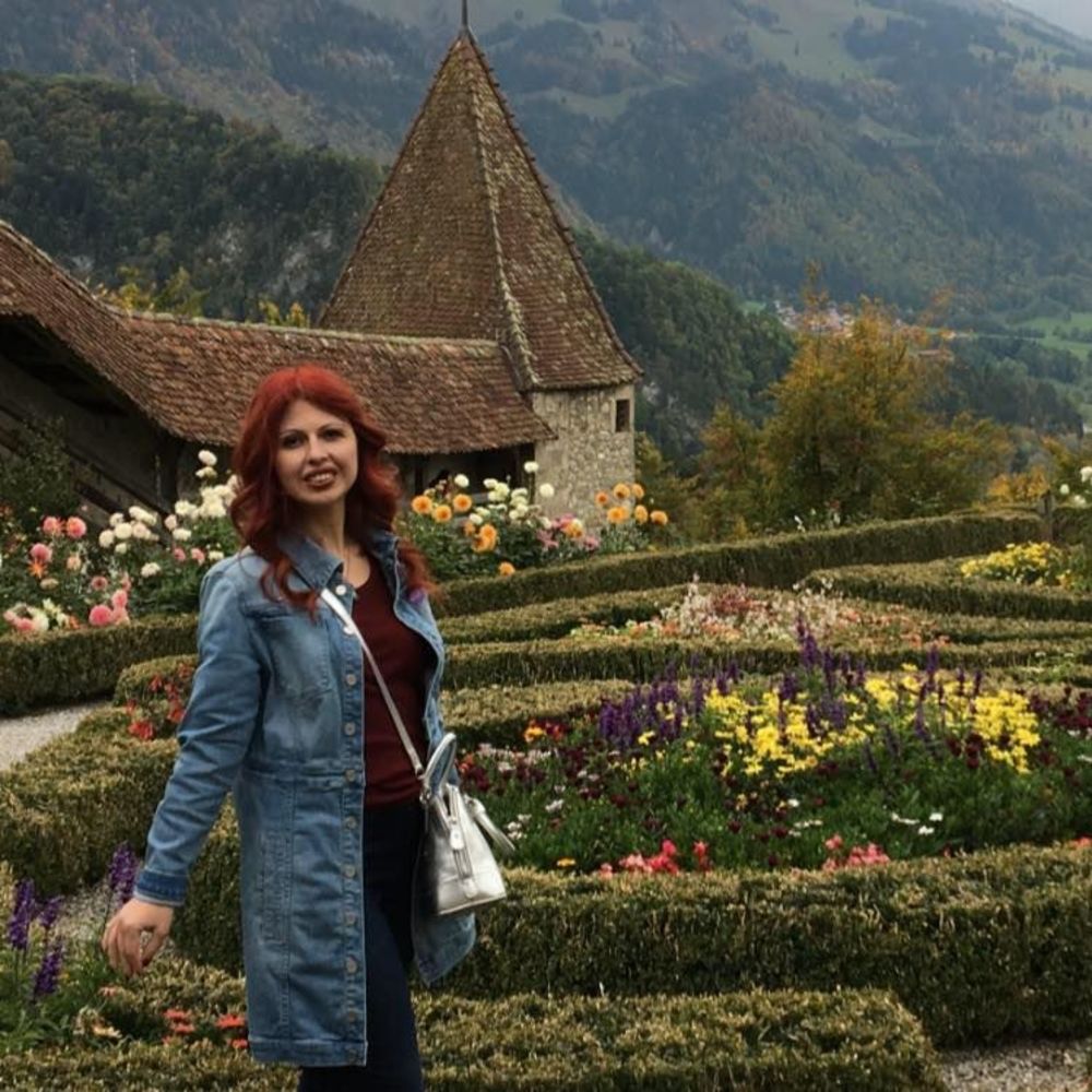 Meet your Posher, Lilit